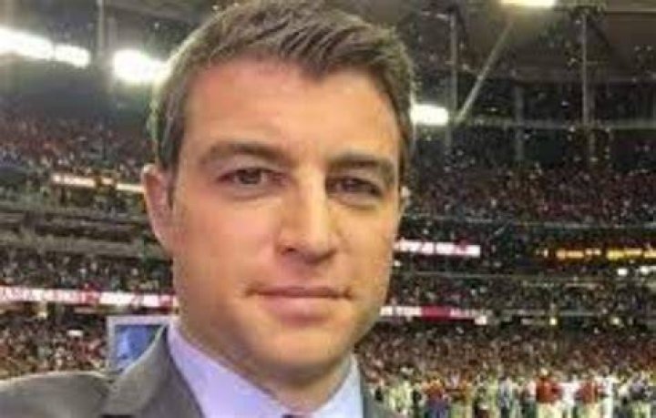 Adam Zucker Wiki, Age, Wife, Family, Salary, Height, Net Worth, Instagram ·