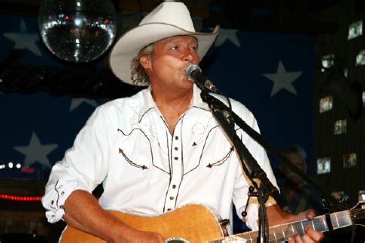 Alan Jackson Announces 25th Anniversary Tour