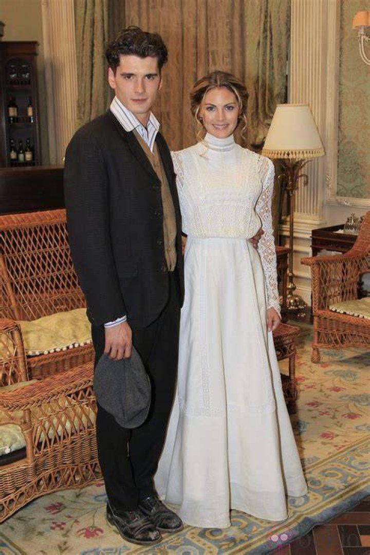 Amaia Salamanca and Yon Gonzalez attend Iris Awards 2013 on April 25