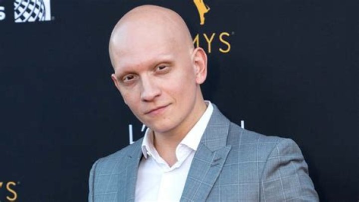 Anthony Carrigan Wiki, Bio, Age, Net Worth, and Other Facts Facts Five