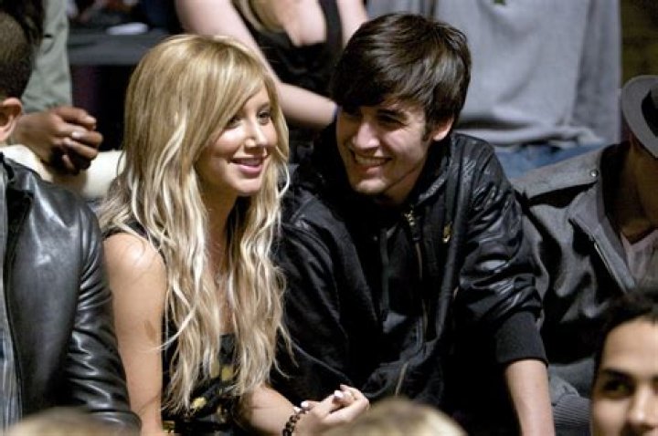 Ashley Tisdale and Jared Murillo Going Strong Photo 1161351 Pictures