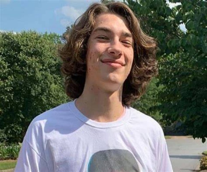 Baylen Levine Net Worth How Much Money He Makes On YouTube