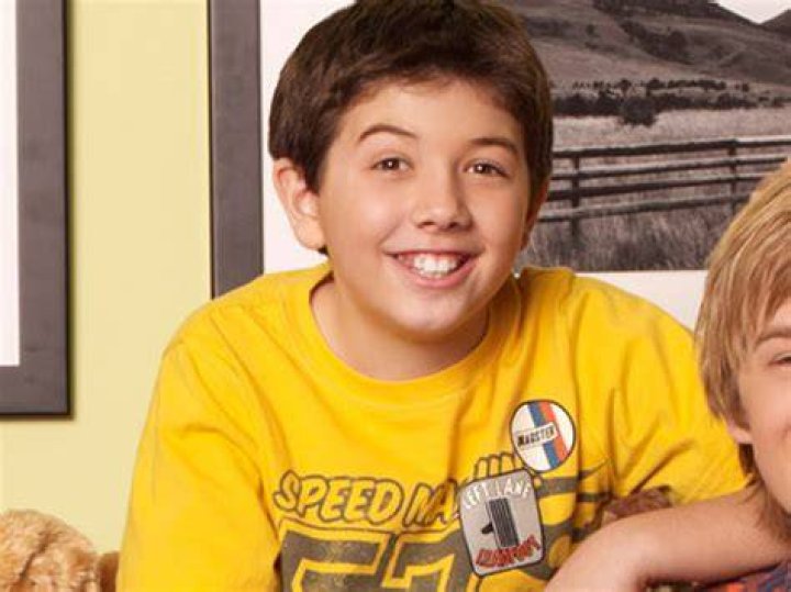 Bradley Steven Perry (Good Luck Charlie) Wiki Bio, age, girlfriend, parents