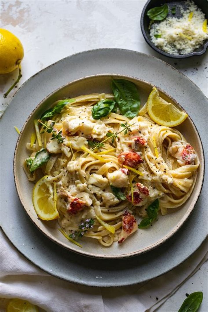 Creamy Lobster Pasta With Lemon Cream Sauce My Therapist Cooks
