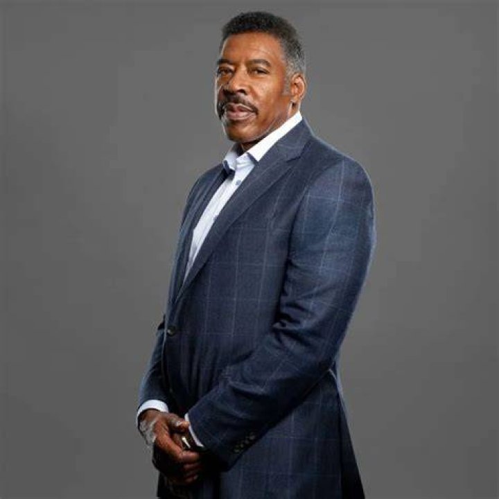 Ernie Hudson Jr. Biography, Age, Height, Wife, Net Worth, Family ·