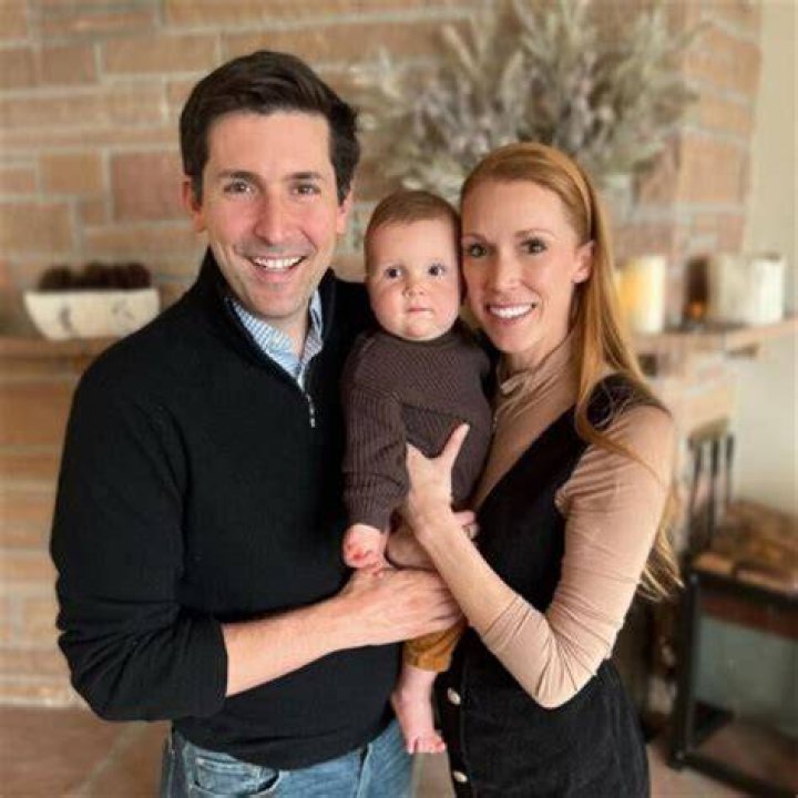 Evan Mathis Biography, Age, Height, Wife, Net Worth, Family ·