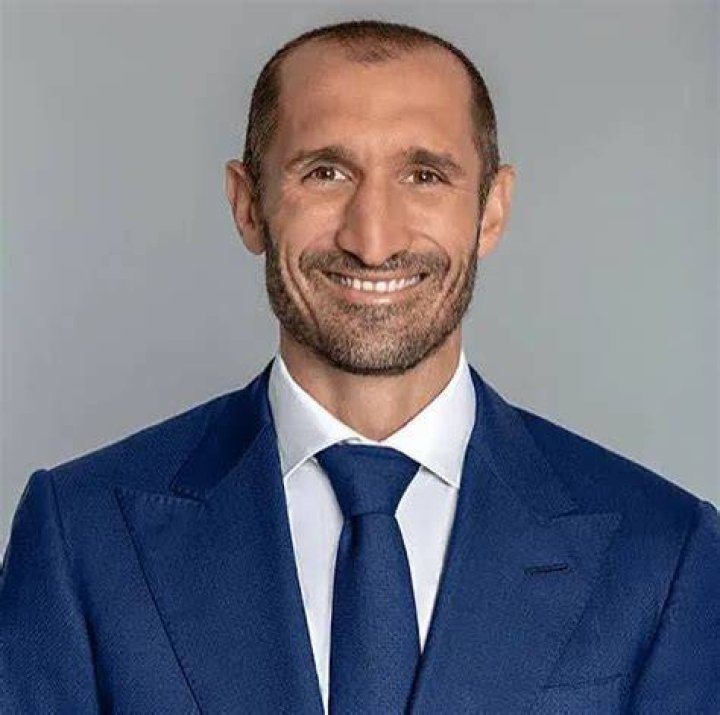 Giorgio Chiellini Biography, Age, Height, Wife, Net Worth, Family