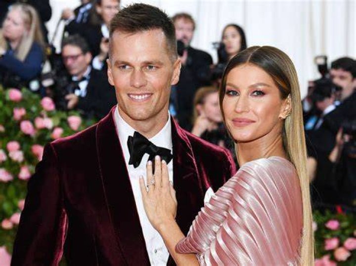 Gisele B&uuml;ndchen & Tom Brady arbeiten am 3. Nachwuchs! Promiflash.de