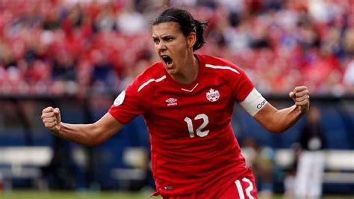 Is Christine Sinclair Gay? Partner Or Girlfriend -Meet The Soccer Player On Instagram ·