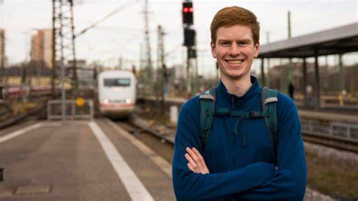 Lasse Norman Hansen Age, height, ethnicity, wife, world record, salary, net worth, Instagram, wiki 1 lasse