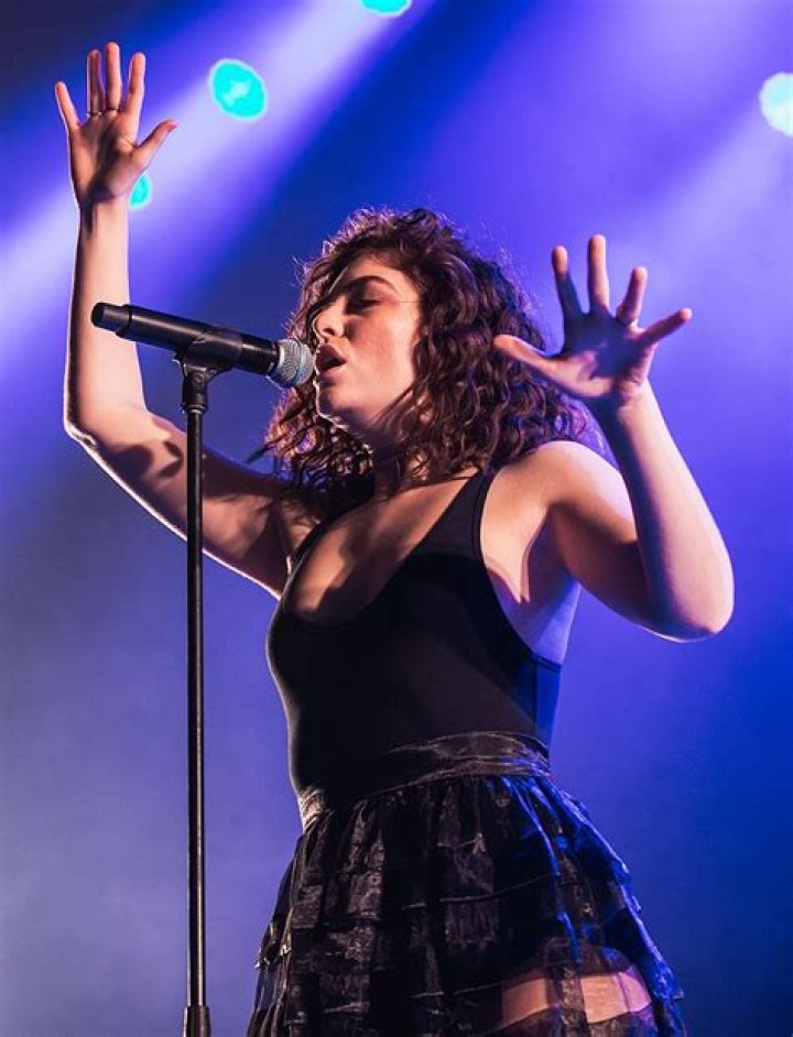 Lorde Lorde - Most Famous Singers from New Zealand