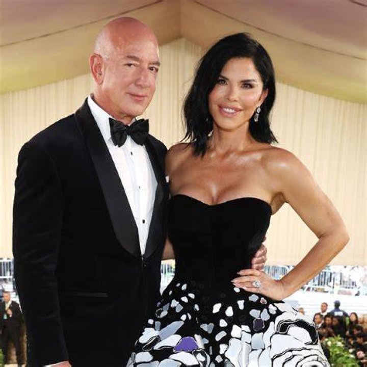 Meet The Children Of Jeff Bezos’ Girlfriend Lauren Sánchez ·