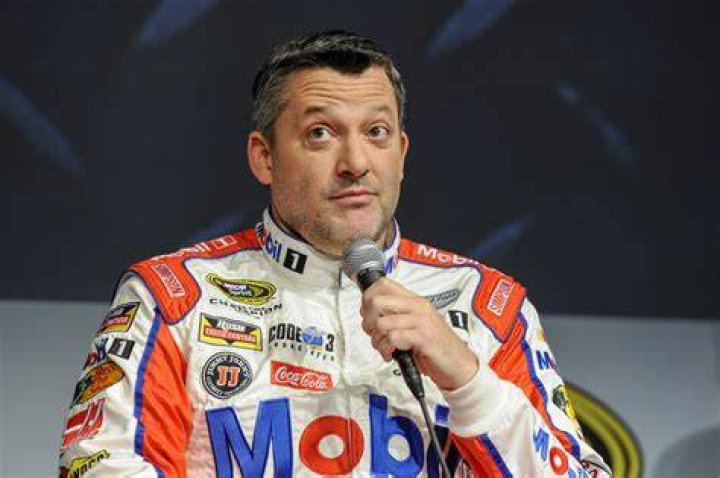 Net Worth, Racing, Girlfriend, Engaged, Daughter, Retiring