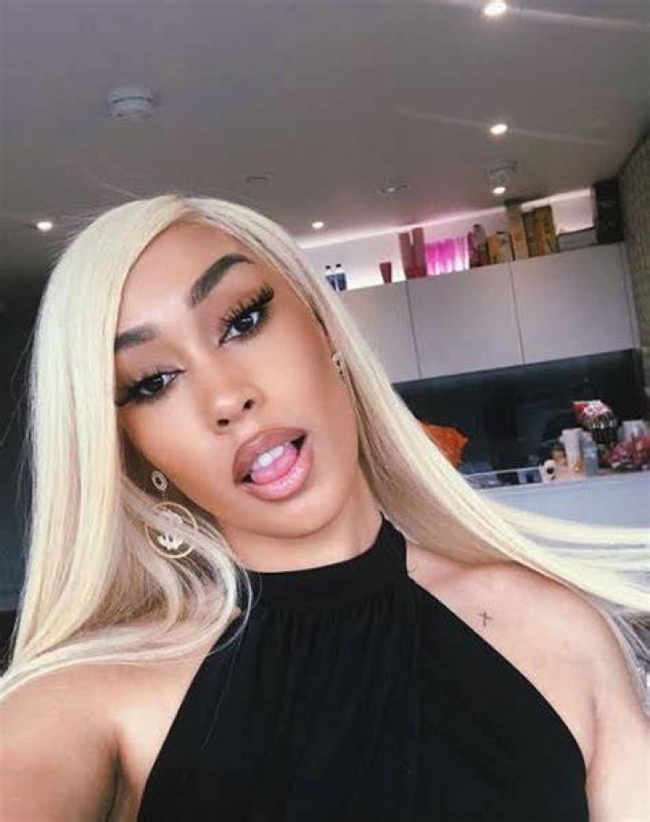 Snoochie Shy- Bio, Net Worth, Boyfriend, Age, Height, Career