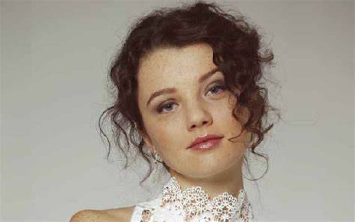 Stefania LaVie Owen Biography, Age, Height, Husband, Net Worth, Family