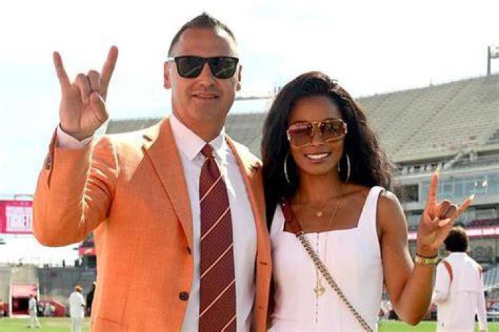 Steve Sarkisian Wiki | What’s His Nationality | Football Coach Family And Career Steve Sarkisian