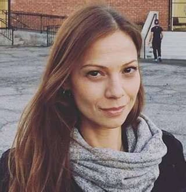 Tamara Braun Married A Co-Star Who Isnt Her Husband! Lesbian Of Sorts?