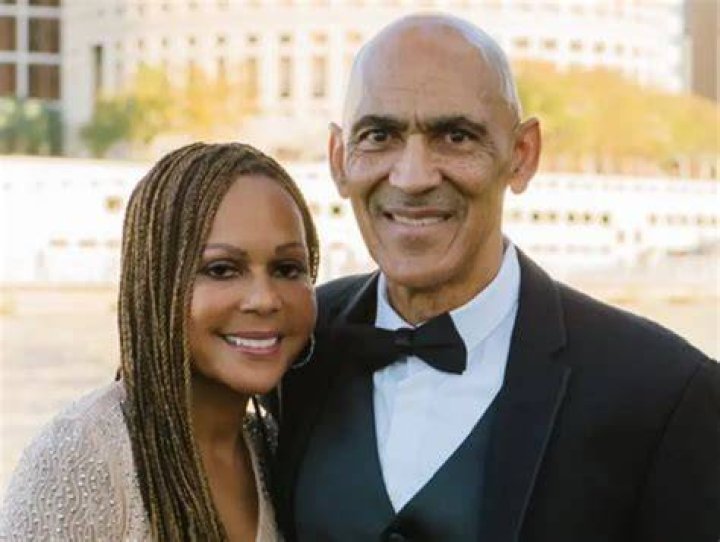 Tony Dungy Age, Bio, Height, Career, Family, Net worth, Wife ·