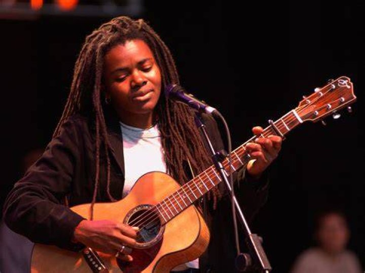 Tracy Chapman Bio, Age, Parents, Husband, Children, Net Worth ·