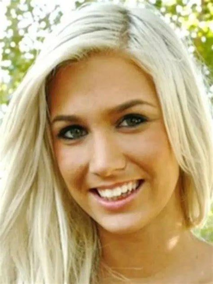 Vicky Curiels biography: what is known about Danileighs mom?