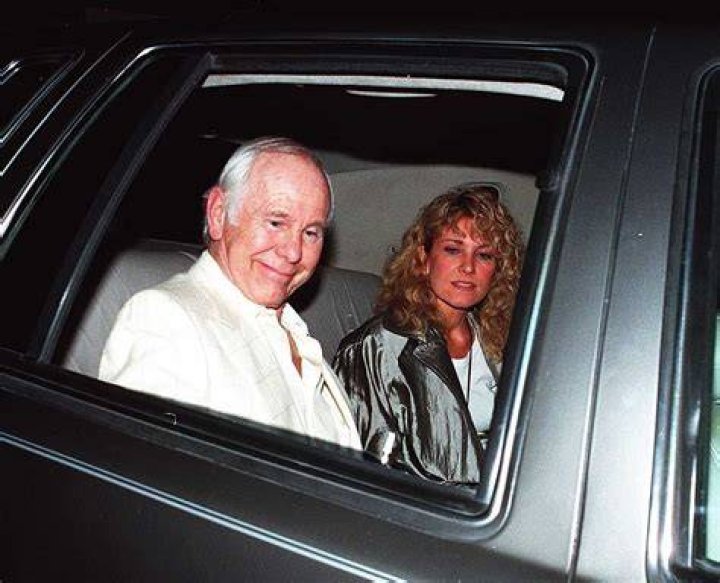 What Is King Of Late Night Late Johnny Carson's Wife Alexis Maas Doing Now? Know Her Relationship St ·