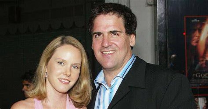 Who is Mark Cuban Wife? Meet Tiffany Stewart ·