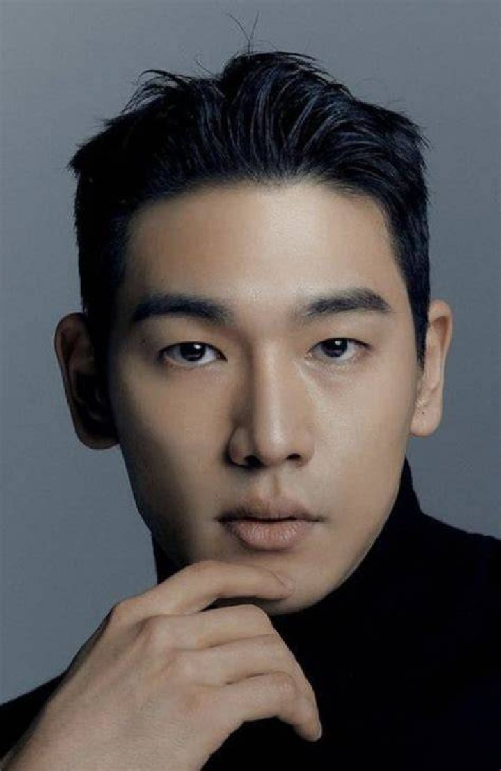 Who is Shin Dong Woo? Fans slam 'Singles Inferno' Season 2 star for playing Lee Nadine ·