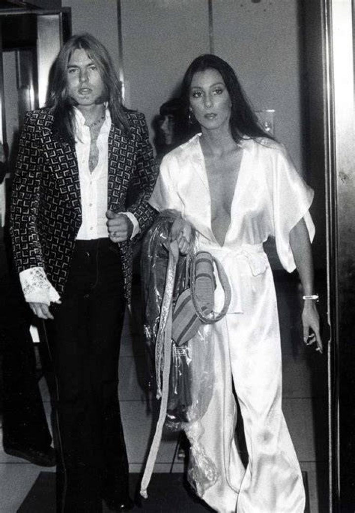 With second husband, Greg Allman. Cher photos, Cher 70s, Cher and sonny